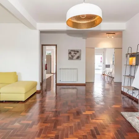Lovely With 3 Bedrooms And Swimming Pool Villa