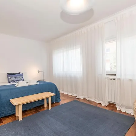 Lovely With 3 Bedrooms And Swimming Pool * Cascais