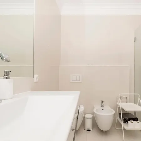 Lovely With 3 Bedrooms And Swimming Pool Villa