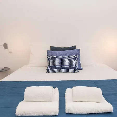 Lovely With 3 Bedrooms And Swimming Pool