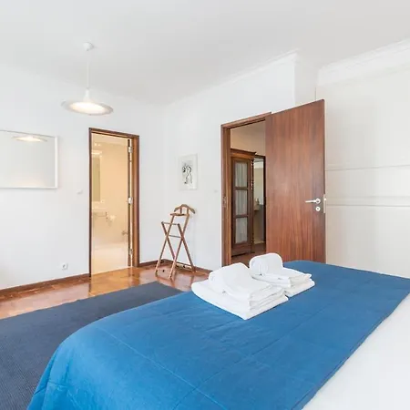 Lovely With 3 Bedrooms And Swimming Pool Villa *