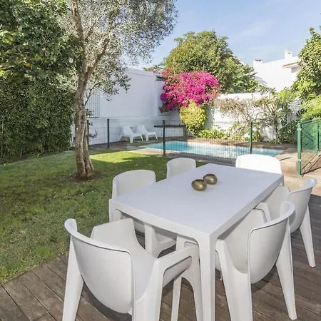 Lovely With 3 Bedrooms And Swimming Pool * Cascais