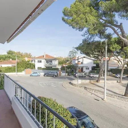 Lovely With 3 Bedrooms And Swimming Pool Villa *