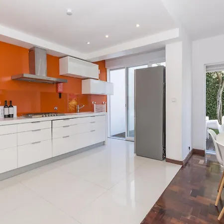 Lovely With 3 Bedrooms And Swimming Pool Villa